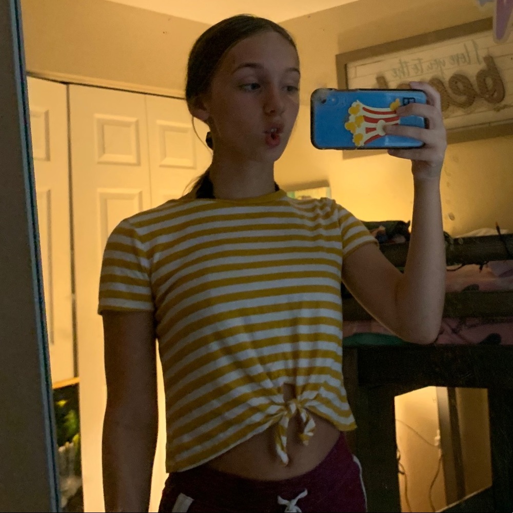 Forever 21 yellow and white shirt